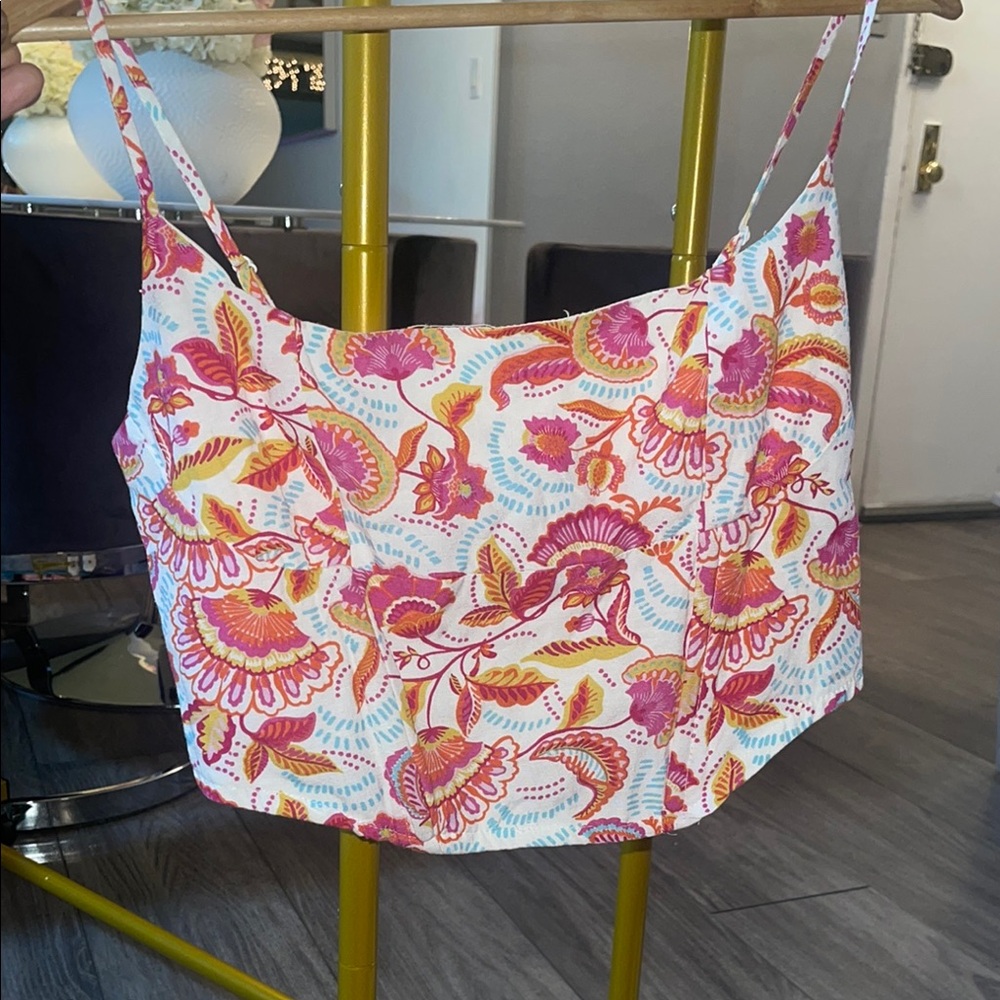 Floral Spaghetti Strap Crop Top